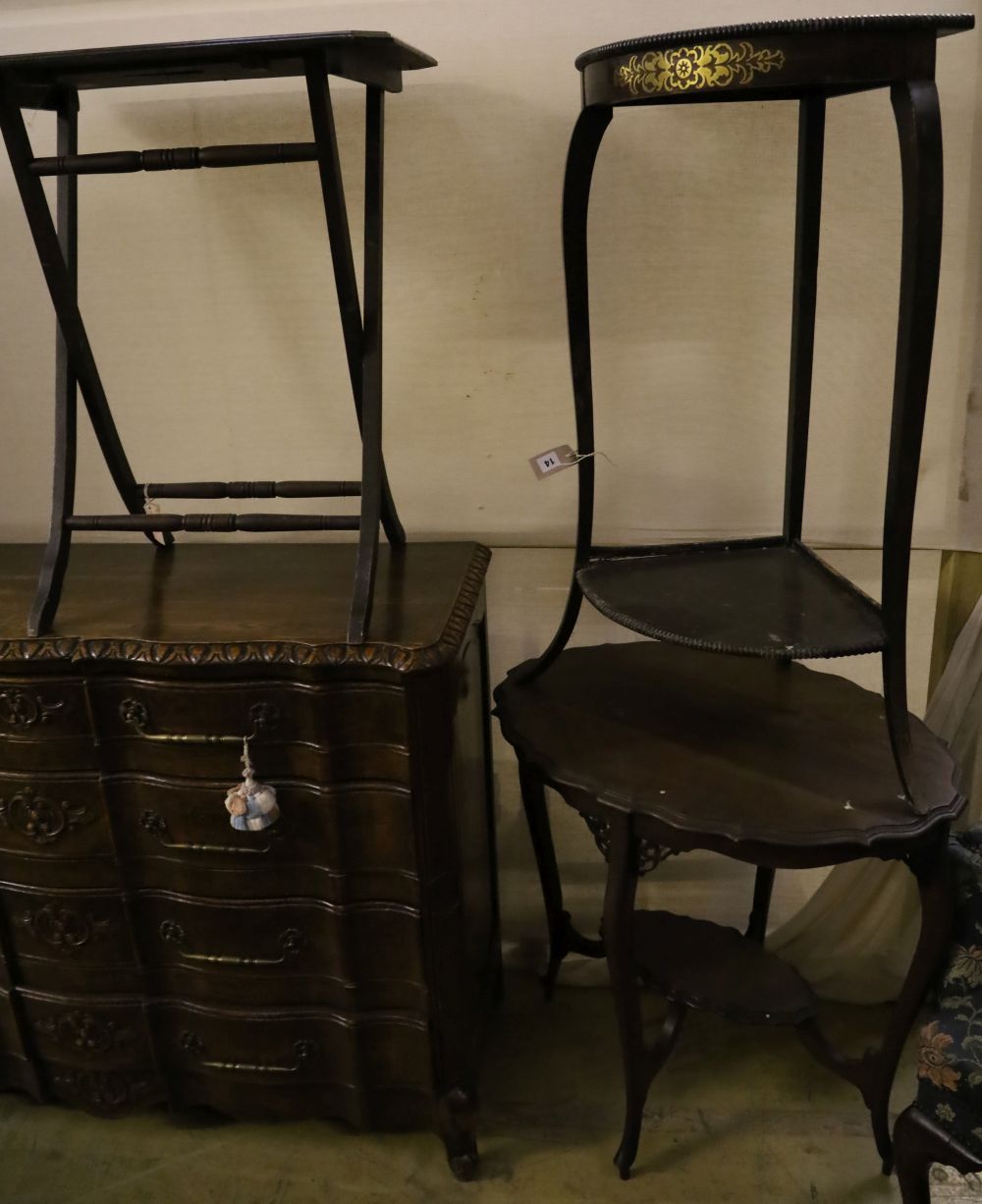 A late Victorian oval mahogany centre table, width 74cm, together with a folding table and a corner table